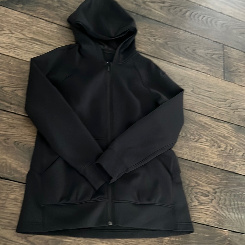 Black lululemon zip up